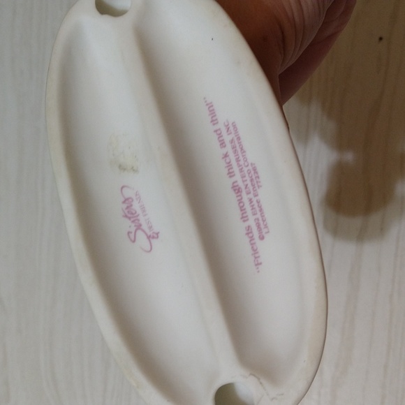 Vintage 1992 Enesco Sisters & Best Friends Figurine - Picture 4 of 4